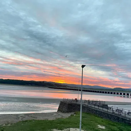 Arnside Sea View Apartment Exterior photo